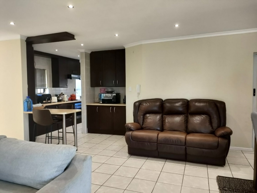  Bedroom Property for Sale in Bluewater Bay Eastern Cape